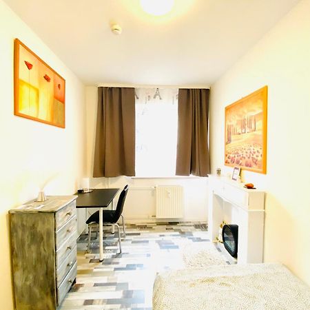 Welcome To Messe! Two-Bedroom Smartapartment &Balcony Hanovre Extérieur photo