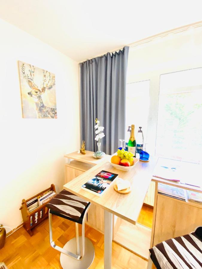 Welcome To Messe! Two-Bedroom Smartapartment &Balcony Hanovre Extérieur photo